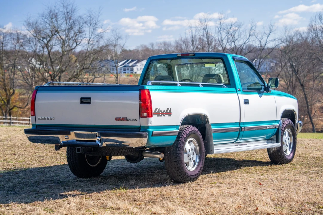 1994 GMC Sierra 2nd Gen - Image 19 of 31