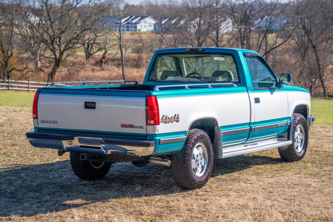 1994 GMC Sierra 2nd Gen - Image 17 of 31