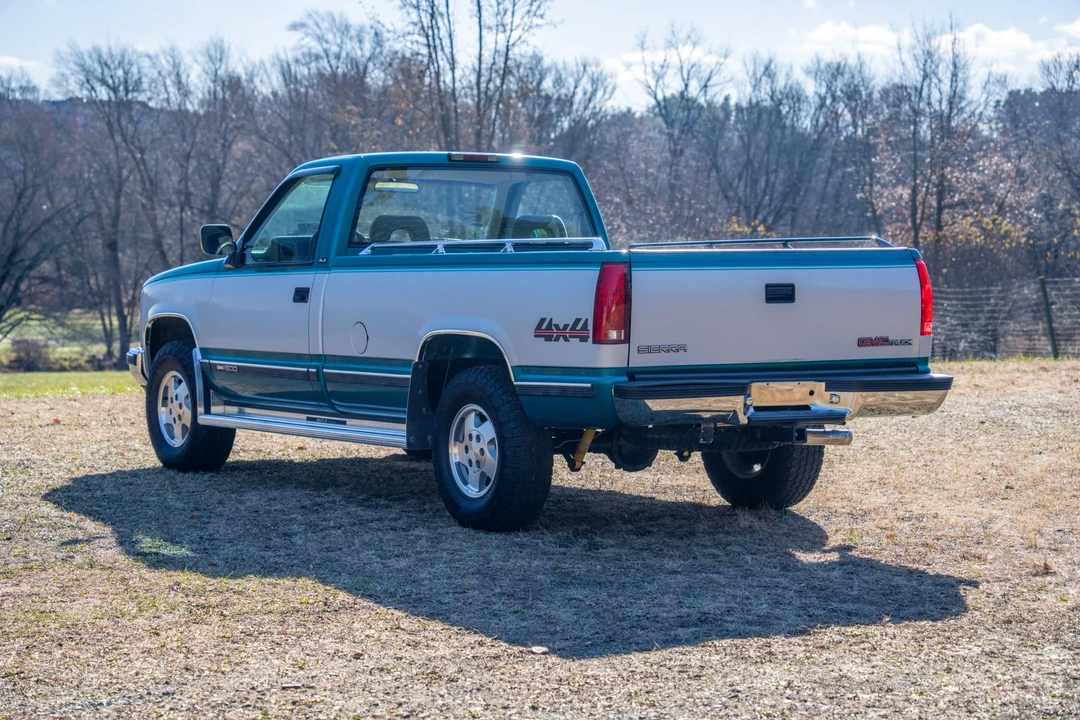 1994 GMC Sierra 2nd Gen - Image 12 of 31