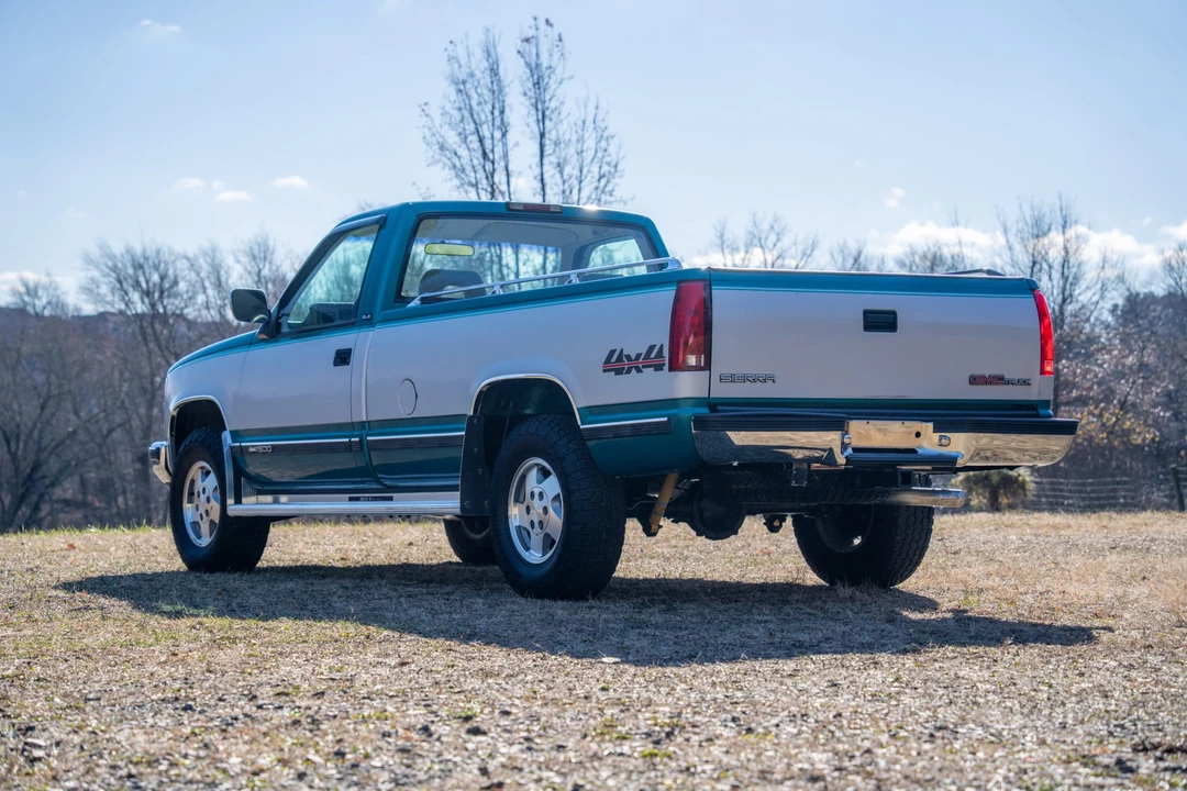 1994 GMC Sierra 2nd Gen - Image 11 of 31
