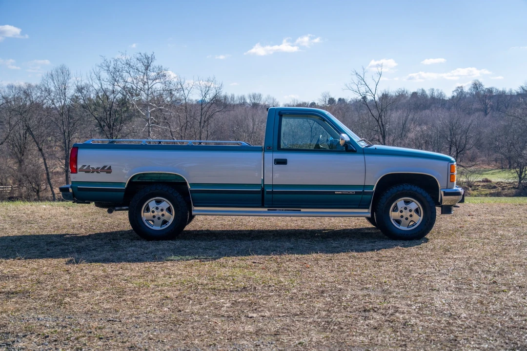 1994 GMC Sierra 2nd Gen - Image 22 of 31