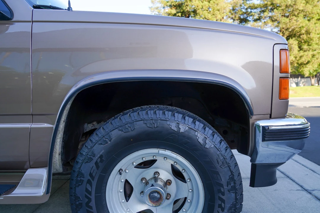 1994 GMC Sierra 1st Gen - Image 17 of 31
