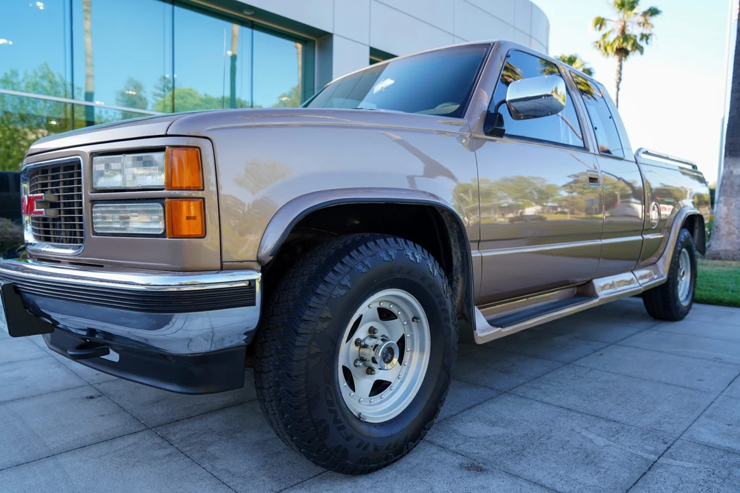 1994 GMC Sierra 1st Gen - Image 12 of 31