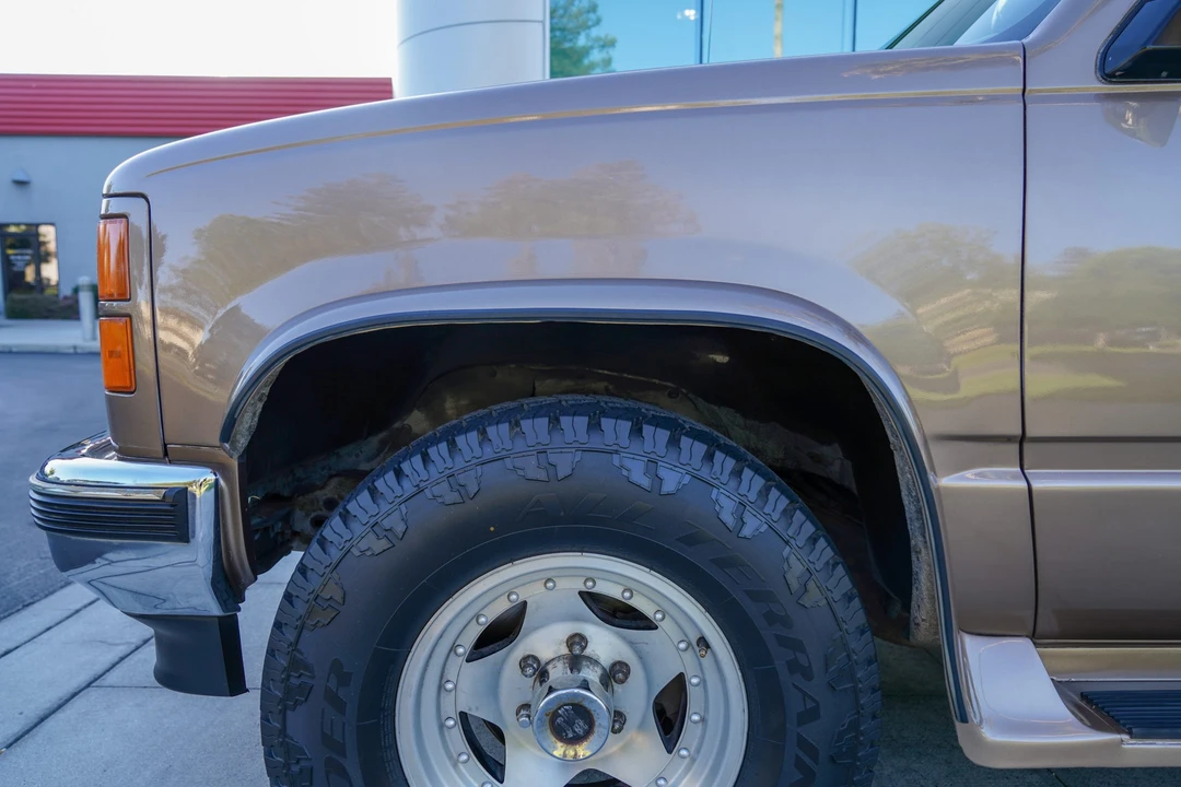 1994 GMC Sierra 1st Gen - Image 18 of 31