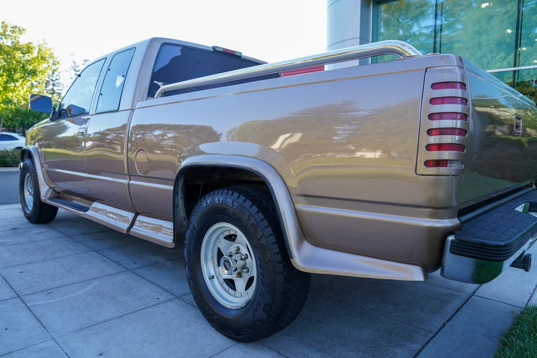 1994 GMC Sierra 1st Gen - Image 13 of 31