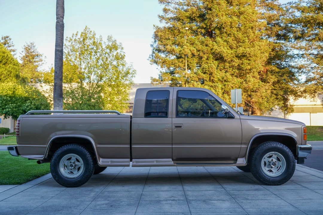 1994 GMC Sierra 1st Gen - Image 8 of 31