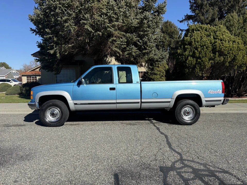 1994 GMC Sierra 1st Gen - Image 2 of 21