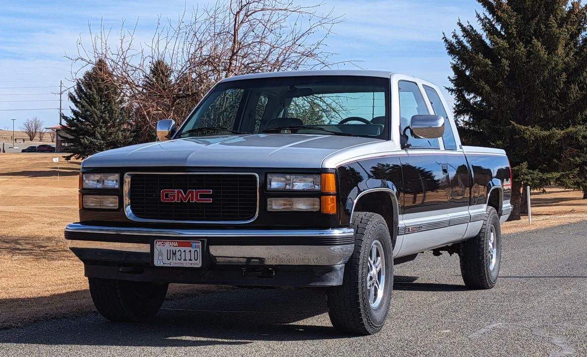 1994 GMC Sierra 1st Gen - Image 2 of 31