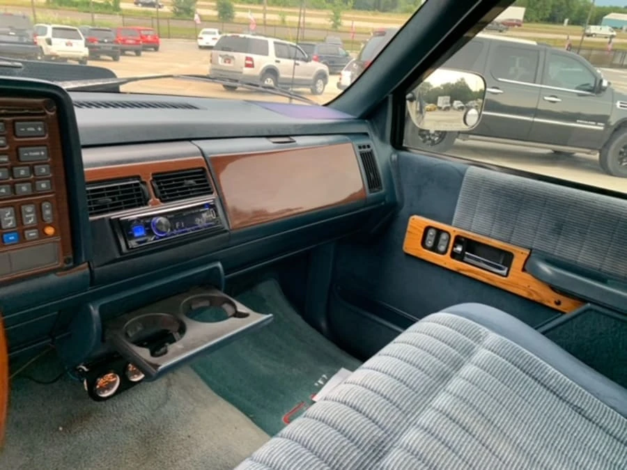 1994 GMC Sierra 1st Gen - Image 7 of 9