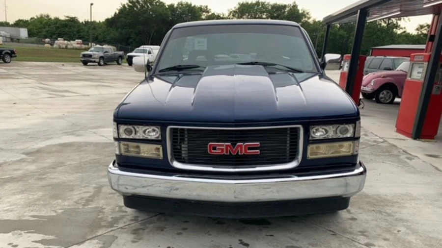 1994 GMC Sierra 1st Gen - Image 2 of 9