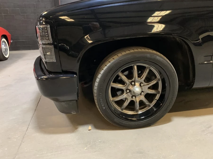 1994 GMC Sierra 1st Gen - Image 10 of 31