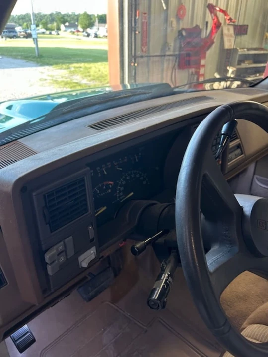 1994 GMC Sierra 1st Gen - Image 5 of 8