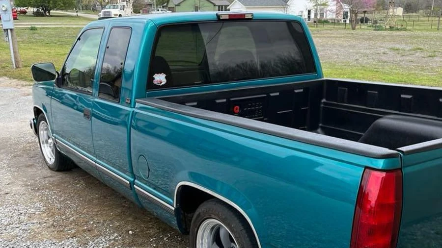 1994 GMC Sierra 1st Gen - Image 4 of 8