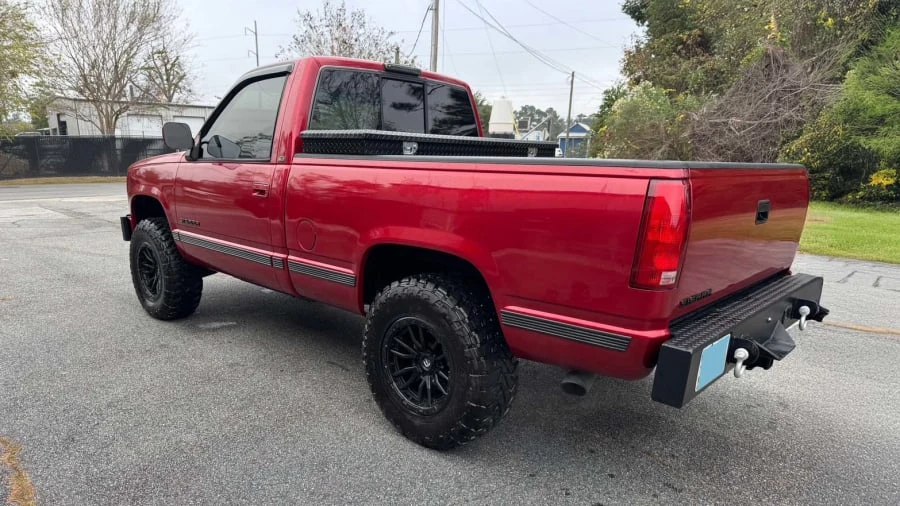 1994 GMC Sierra 1st Gen - Image 3 of 13