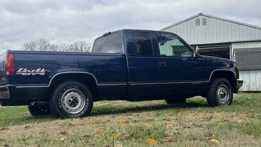 1994 GMC Sierra 1st Gen - Image 3 of 7