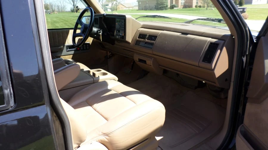 1994 GMC Sierra 1st Gen - Image 3 of 9