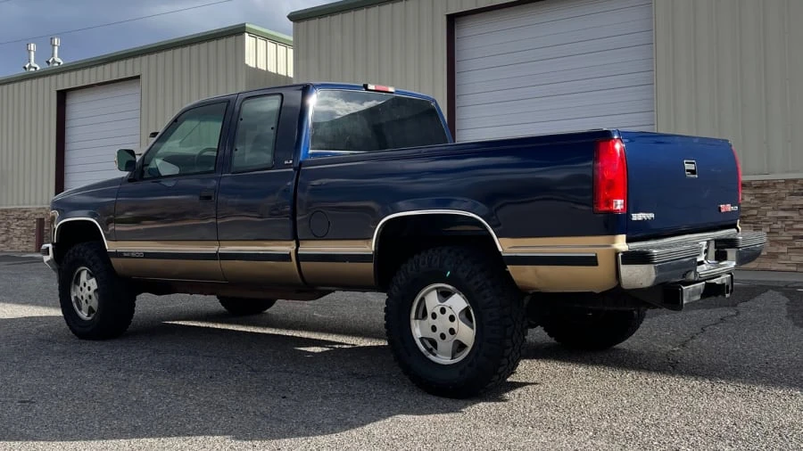 1994 GMC Sierra 1st Gen - Image 3 of 20