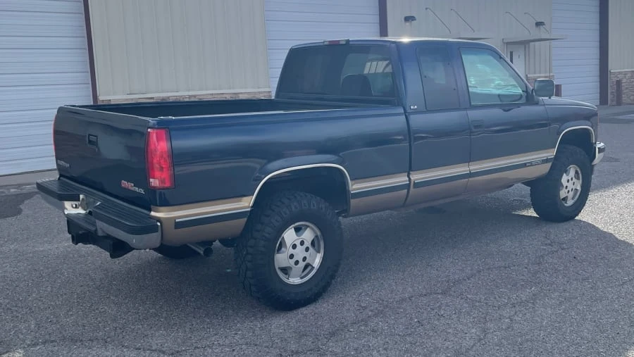 1994 GMC Sierra 1st Gen - Image 19 of 20