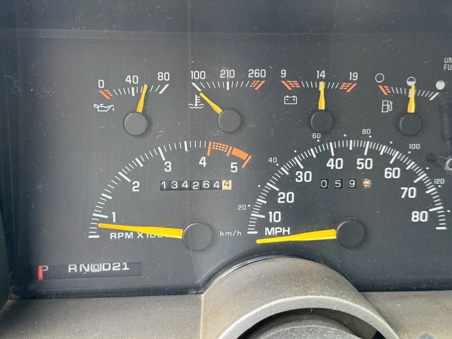 1994 GMC Sierra 1st Gen - Image 10 of 13