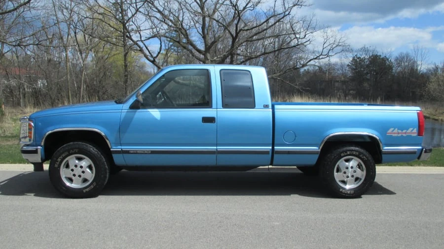 1994 GMC Sierra 1st Gen - Image 2 of 19
