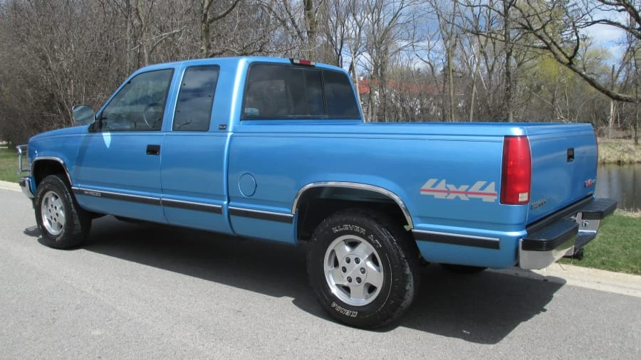 1994 GMC Sierra 1st Gen - Image 3 of 19