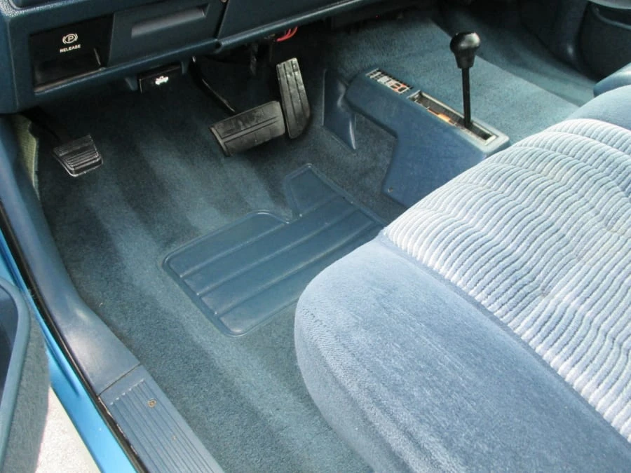 1994 GMC Sierra 1st Gen - Image 10 of 19