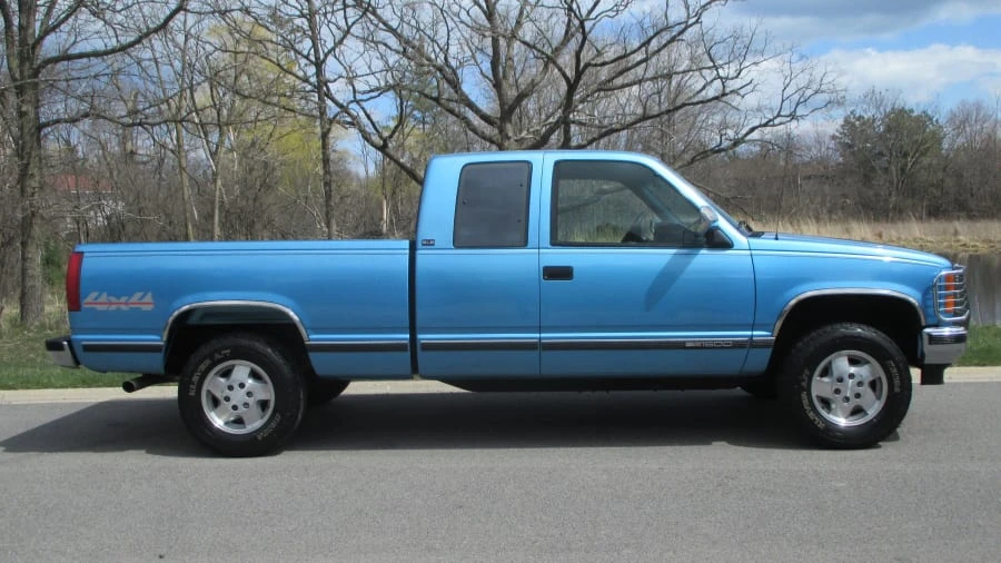 1994 GMC Sierra 1st Gen - Image 18 of 19