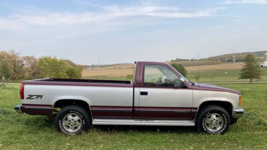 1994 GMC Sierra 1st Gen - Image 2 of 9