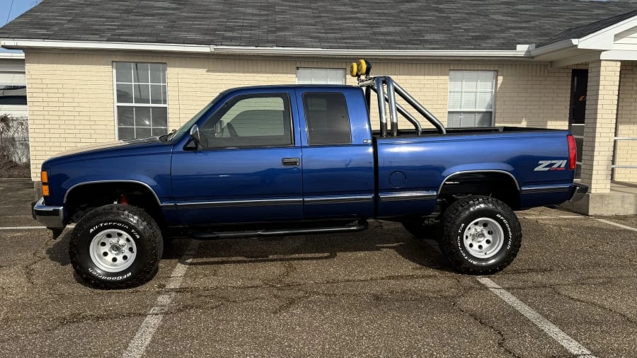 1994 GMC Sierra 1st Gen - Image 8 of 15