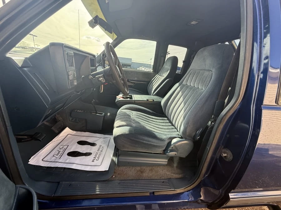 1994 GMC Sierra 1st Gen - Image 10 of 15