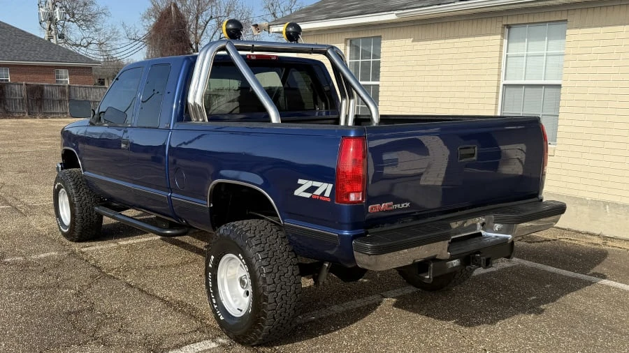 1994 GMC Sierra 1st Gen - Image 3 of 15
