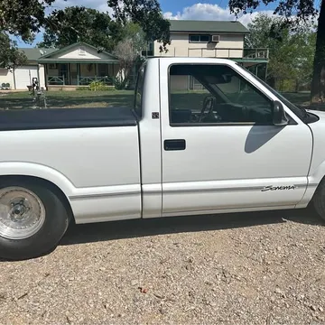 1994 GMC Sonoma Club Coupe Pickup