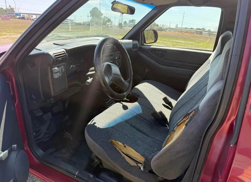 1994 GMC S-15/Sonoma - Image 7 of 10