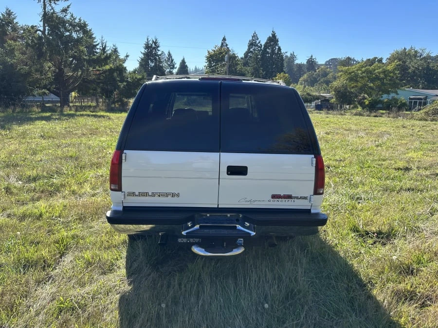 1994 GMC Suburban 8th Gen - Image 5 of 31