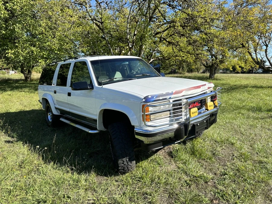 1994 GMC Suburban 8th Gen - Image 15 of 31