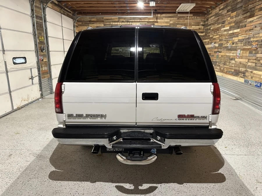 1994 GMC Suburban 8th Gen - Image 12 of 31