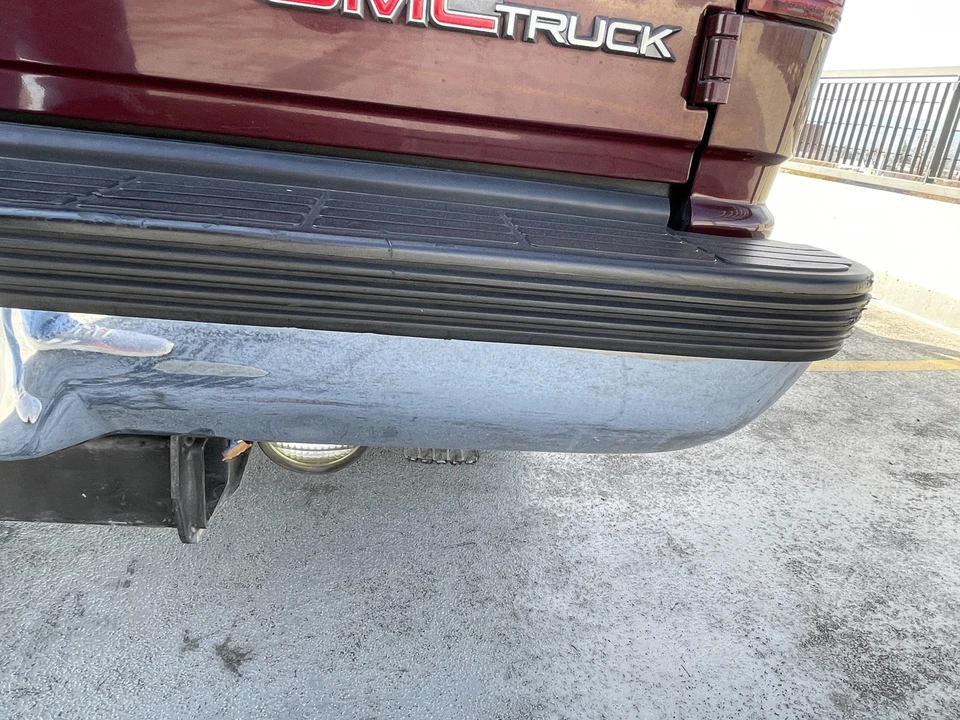 1994 GMC Suburban 8th Gen - Image 22 of 31