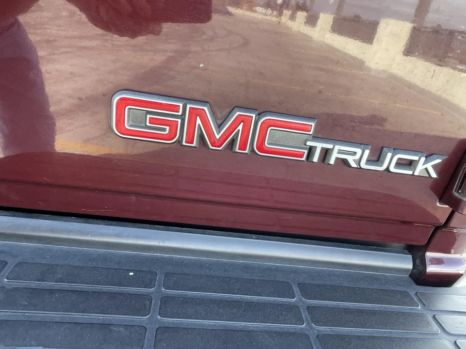 1994 GMC Suburban 8th Gen - Image 19 of 31