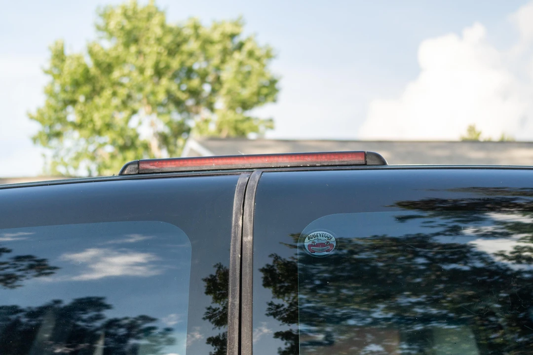 1994 GMC Suburban 8th Gen - Image 27 of 31