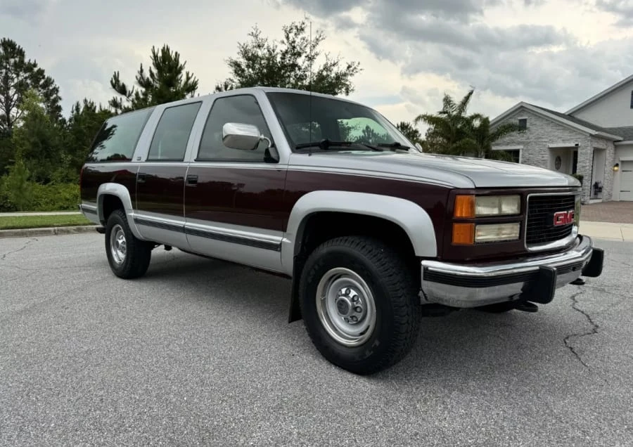 1994 GMC Suburban 8th Gen - Image 8 of 31