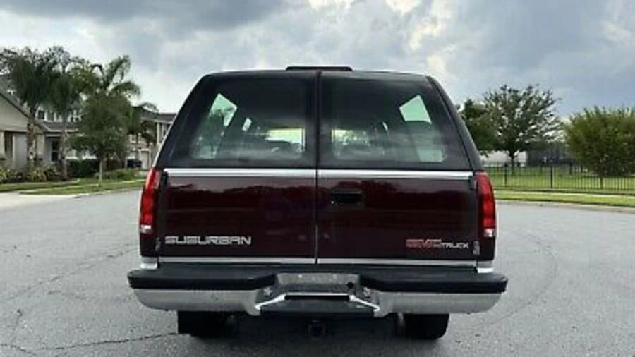 1994 GMC Suburban 8th Gen - Image 5 of 31
