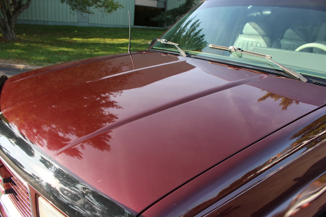 1994 GMC Suburban 8th Gen - Image 14 of 31