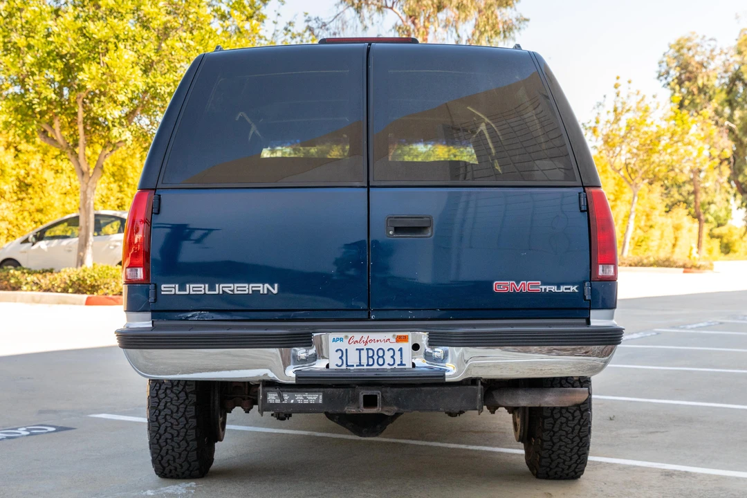 1994 GMC Suburban 8th Gen - Image 5 of 31