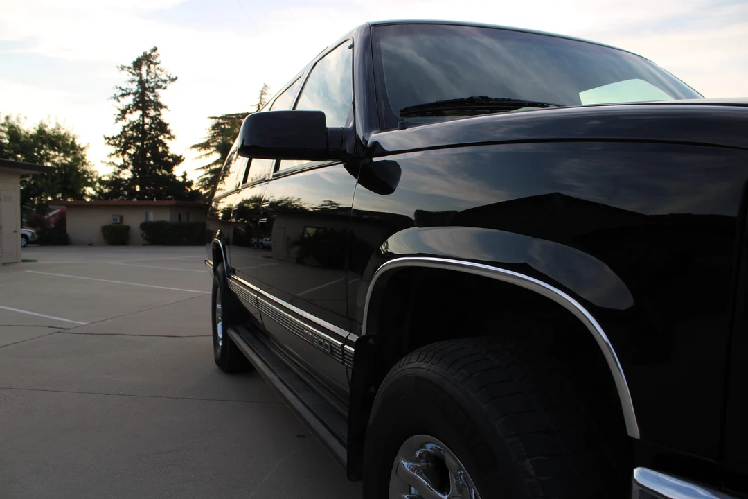 1994 GMC Suburban 8th Gen - Image 23 of 31