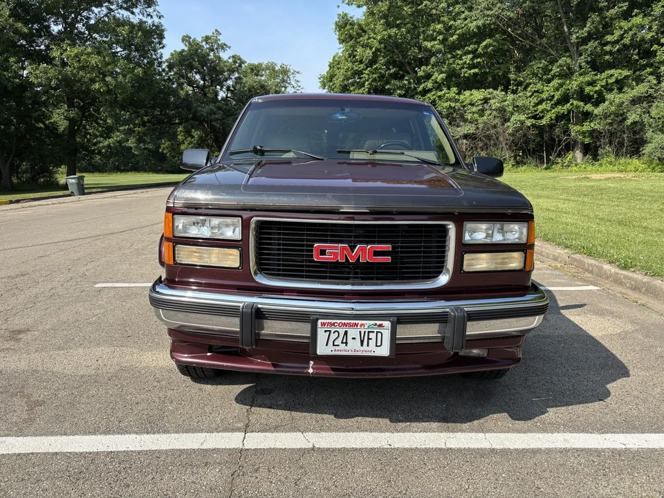 1994 GMC Suburban 8th Gen - Image 20 of 31
