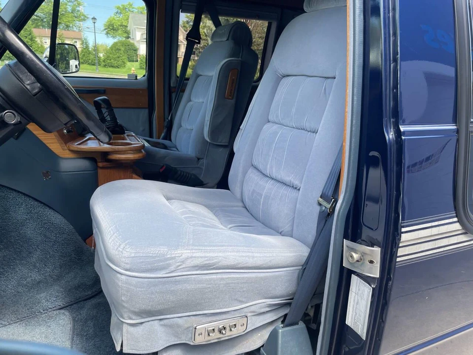 1994 GMC G-series Van - Image 18 of 31