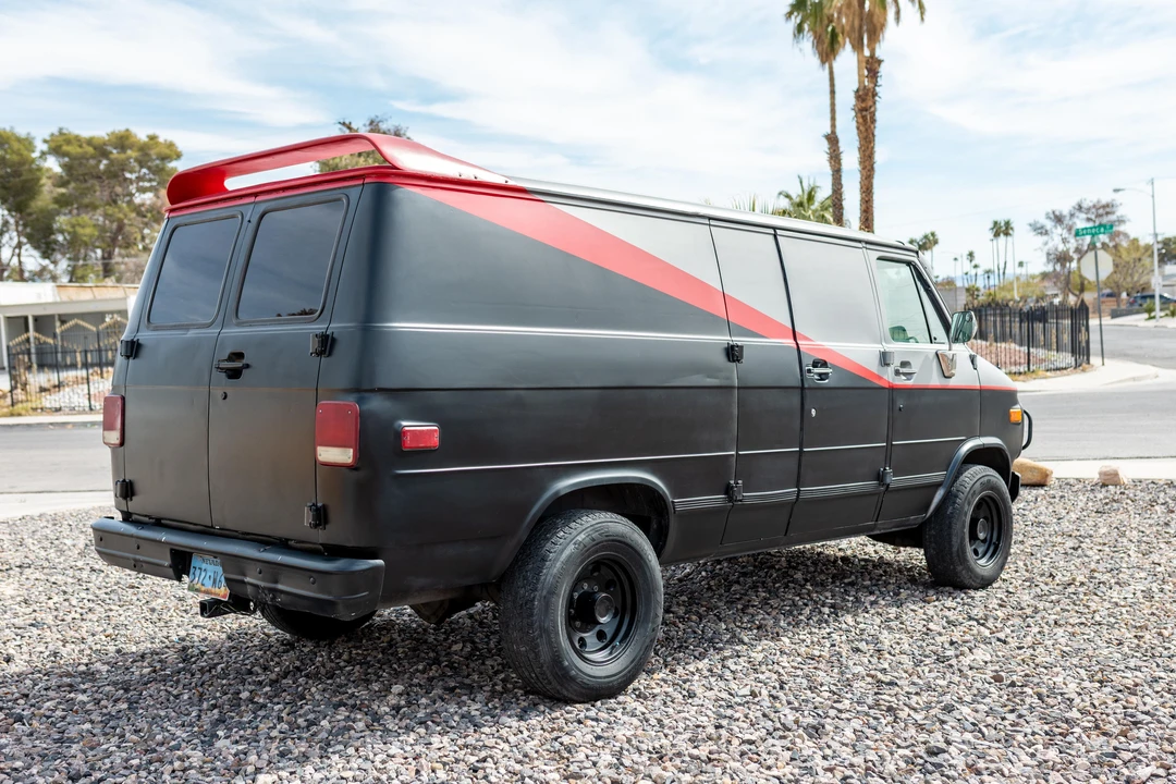 1994 GMC G-series Van - Image 7 of 31