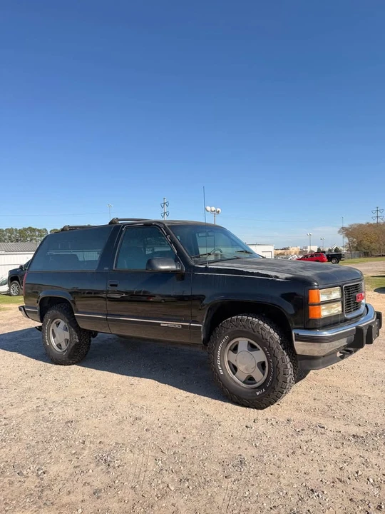 1994 GMC Yukon 1st Gen - Image 2 of 8