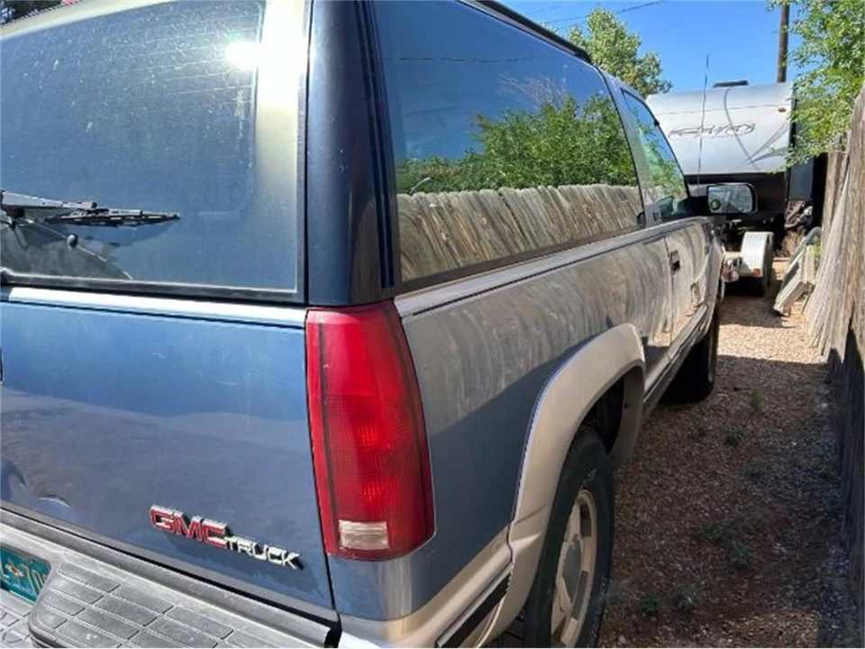 1994 GMC Yukon 1st Gen - Image 9 of 12