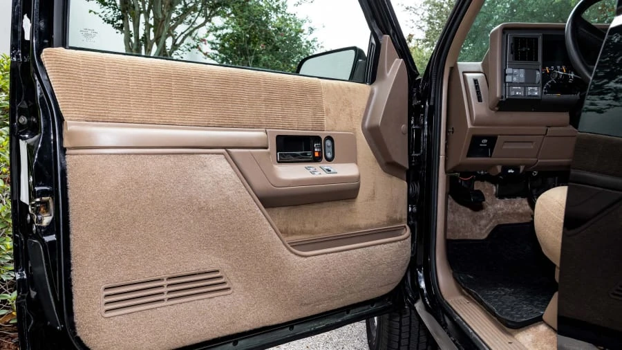 1994 GMC Yukon 1st Gen - Image 26 of 31